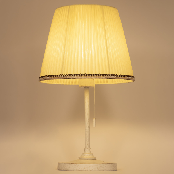 Citilux Линц CL402723 Настольная лампа патина с кремовым абажуром Citilux Линц CL402723 Настольная лампа патина с кремовым абажуром