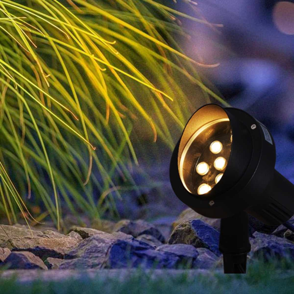 Фонарь Reluce 09401-0.7-001U LED9W BK+WW Фонарь Reluce 09401-0.7-001U LED9W BK+WW