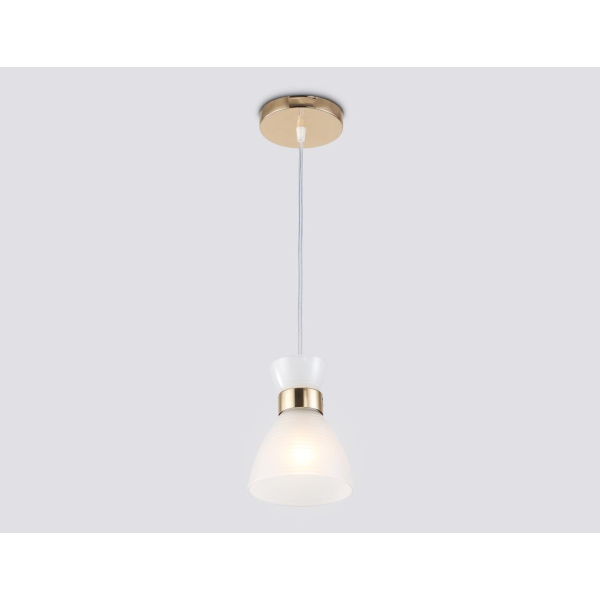 Светильник подвесной со стеклянным плафоном Ambrella light Traditional TR3401 Светильник подвесной со стеклянным плафоном Ambrella light Traditional TR3401