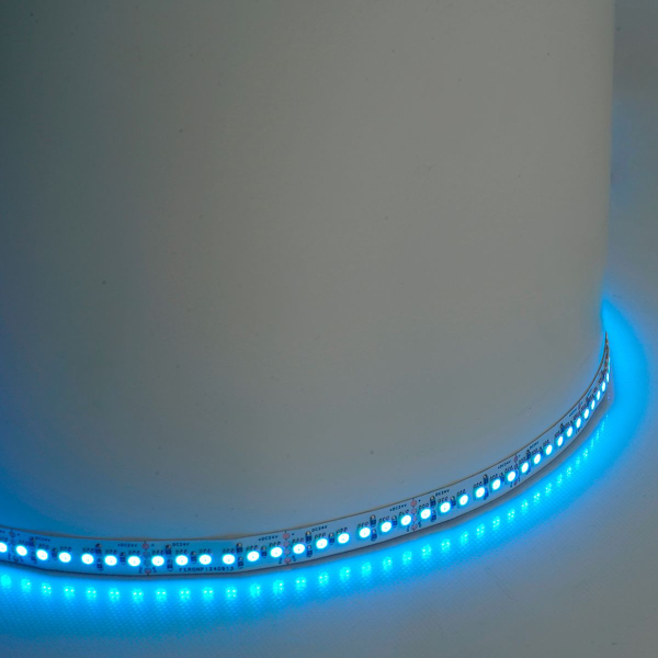 Светодиодная лента Feron LS502 16W/m 180LED/m 5050SMD RGB 5M 51824