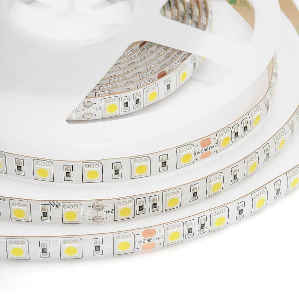 Светодиодная влагозащищенная лента Apeyron 14,4W/m 60Led/m 5050SMD холодный белый 5M 00-318