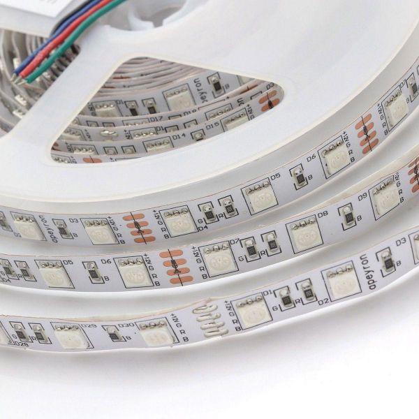 Светодиодная влагозащищенная лента Apeyron 14,4W/m 60LED/m 5050SMD разноцветная 5M 00-75