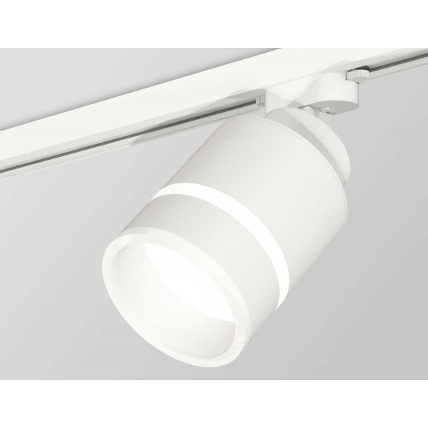 Комплект трекового светильника Ambrella light Track System XT (A2524, A2105, C8110, N8444) XT8110004