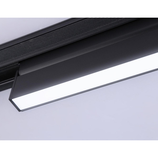 Трековый светодиодный светильник Ambrella light Track System Magnetic GL4062 Трековый светодиодный светильник Ambrella light Track System Magnetic GL4062