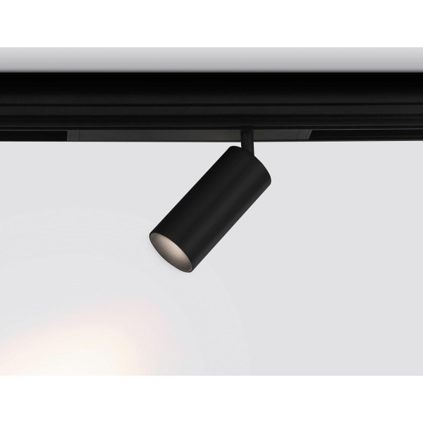 Трековый светодиодный светильник Ambrella Light Track System Magnetic 220V GL1222 Трековый светодиодный светильник Ambrella Light Track System Magnetic 220V GL1222