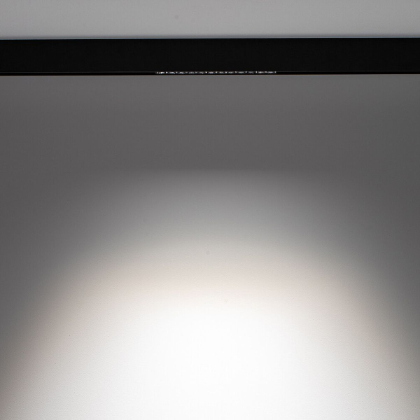 Трековый магнитный светильник Nowodvorski Focus Led Black 10644