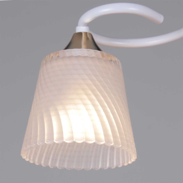 Потолочная люстра Reluce 06360-0.3-03 WH+FG