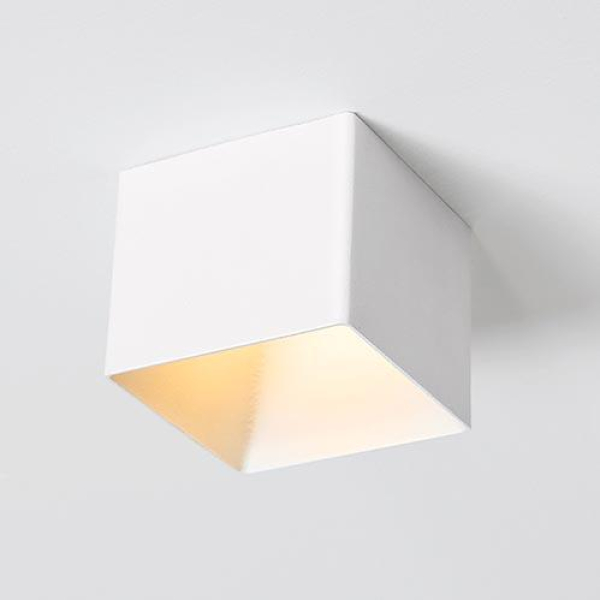 Встраиваемый светильник Italline DL 3024 white Встраиваемый светильник Italline DL 3024 white