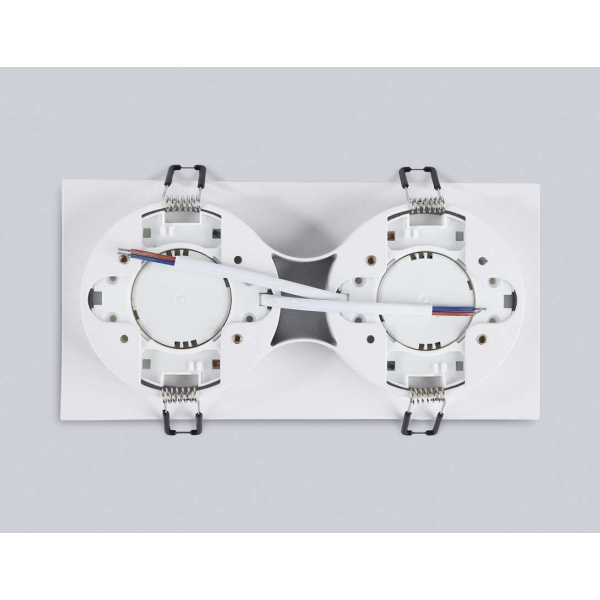 Светильник встраиваемый Ambrella Light TN6711 Светильник встраиваемый Ambrella Light TN6711